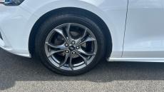 Ford Focus 1.0 EcoBoost 125 ST-Line 5dr Auto Petrol Hatchback